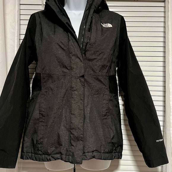 (SOLD)The NorthFace Ski Jacket - Picture 5 of 5